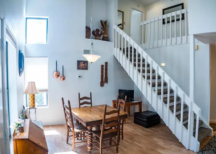 Spring Meadows Marvelous & Bright Town - Close To Foxglenn Park And Country Club! Flagstaff